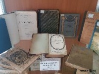 Выставка «Книги, пронизывающие века»