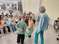 Спортивно-игровой час «Страна улыбок и веселья» (6+)