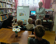 Познавательный час «Мир начинается с семьи»