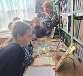 Час веселых затей «Для вас, ребятишки, 100-летние книжки» (0+)