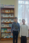 Беседа у выставки «Моя первая книжка» (6+)
