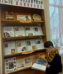 Беседа у выставки «Моя первая книжка» (6+)