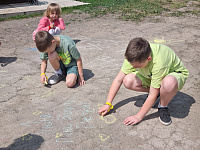 Игровая программа «Пусть детство звонкое смеётся!» (6+) 