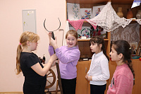 Экскурсия в мини-музей «Живая и поныне старина» (6+)