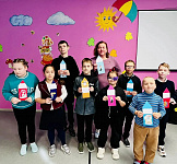 Творческое занятие «Для любимой бабушки и дедушки!» (6+)