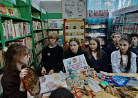 Литературно-познавательный час «Путешествие в мир русских промыслов» (12+)