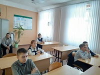 Патриотический час «Оборона Сталиногорска» (6+) 