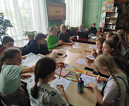 Час интересного общения «Родники народные» (6+) 