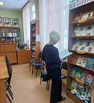 Беседа у выставки «Моя первая книжка» (6+)