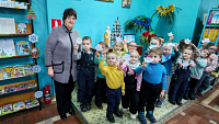 Новогодняя мастерская «В новый год мы не скучаем – лепим, клеим, вырезаем» (6+)