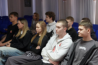 Информационный час «Вместе мы сможем больше» (16+)