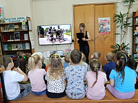 Игра-викторина «Славный праздник – День России» (0+)