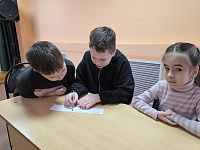 Конкурсно-игровая программа «А ну-ка, парни!» (6+)